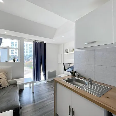L'europe, T2 Standing De L'ocean Apartment